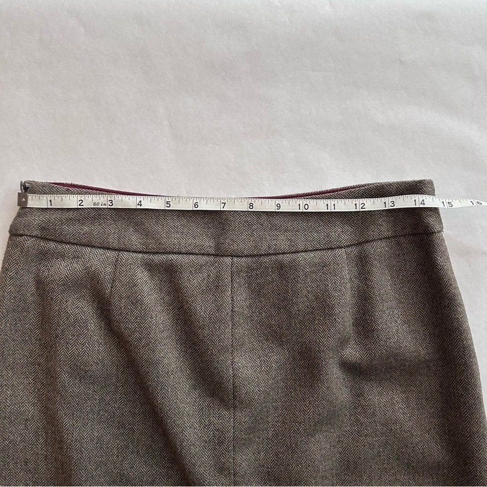J. Crew Wool Herringbone A-Line‎ Skirt Brown Size 4 Front Pleat Dark Academia - Picture 4 of 5